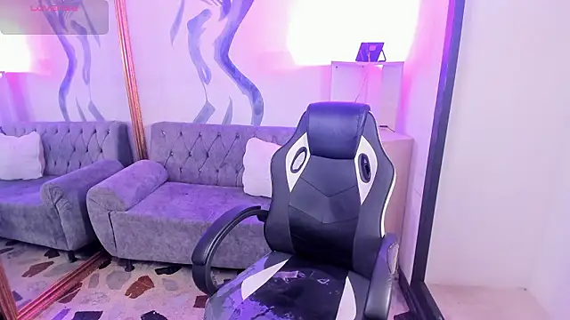 VanessaScott  online show from 03.10.26