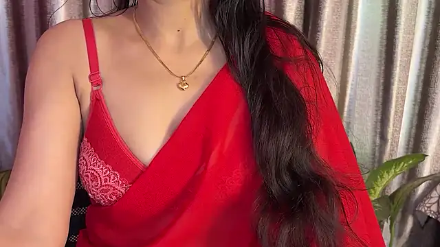 Snapshot of Eeraa_ chatting on 10.24.25 Eeraa online show from 10.24.25