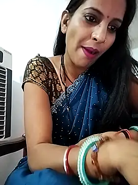 Snapshot of Hotty-Nidhi chatting on 03.21.25 Hotty-Nidhi online show from 03.21.25
