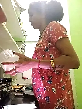 Snapshot of Hotty-Nidhi chatting on 03.22.25 Hotty-Nidhi online show from 03.22.25