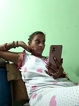 Snapshot of Hotty-Nidhi chatting on 09.24.25 Hotty-Nidhi online show from 09.24.25