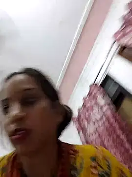 Snapshot of Hotty-Nidhi chatting on 10.02.25 Hotty-Nidhi online show from 10.02.25