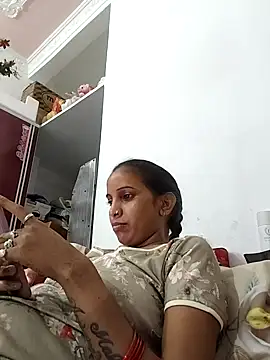 Snapshot of Hotty-Nidhi chatting on 10.16.25 Hotty-Nidhi online show from 10.16.25