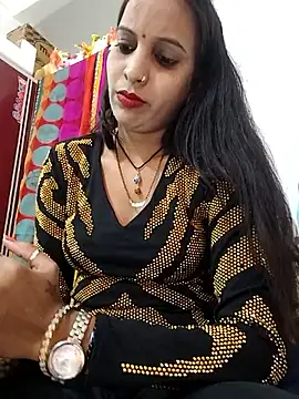 Snapshot of Hotty-Nidhi chatting on 11.21.25 Hotty-Nidhi online show from 11.21.25