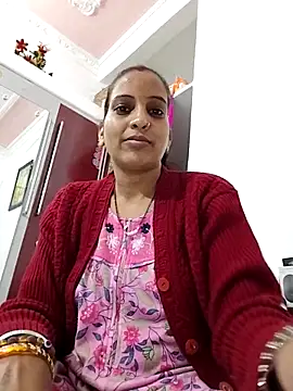 Snapshot of Hotty-Nidhi chatting on 11.27.25 Hotty-Nidhi online show from 11.27.25