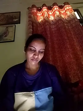 Hotty-Nidhi online show from 01.14.26