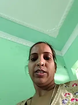 Hotty-Nidhi online show from 02.28.26