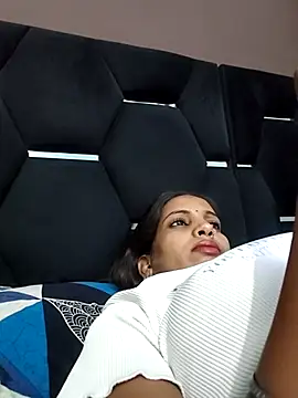Hotty-Nidhi online show from 06.29.26