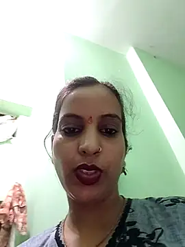 Hotty-Nidhi online show from 07.03.26