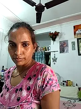 Hotty-Nidhi online show from 07.16.26