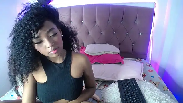 charlotte walker1 online show from 03.17.25