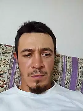 Snapshot of Thunderbolt121 chatting on 10.05.25 Thunderbolt121 online show from 10.05.25