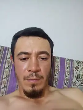 Snapshot of Thunderbolt121 chatting on 10.06.25 Thunderbolt121 online show from 10.06.25