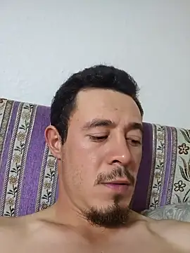 Snapshot of Thunderbolt121 chatting on 10.09.25 Thunderbolt121 online show from 10.09.25