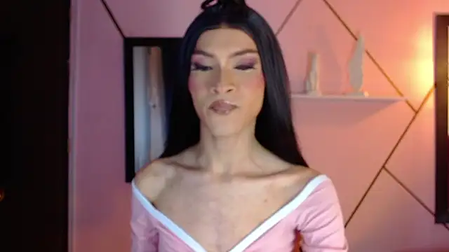 agatha rodriguez online show from 10.10.25