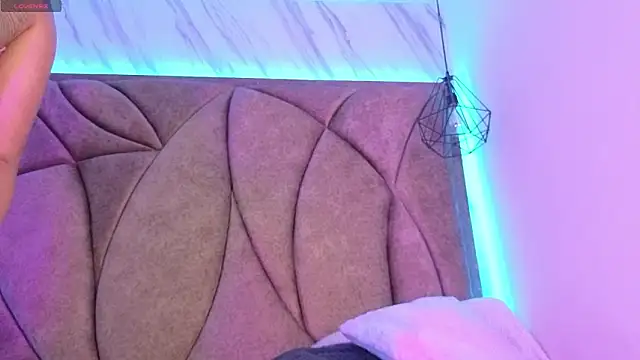 Kanela miller  online show from 02.14.26