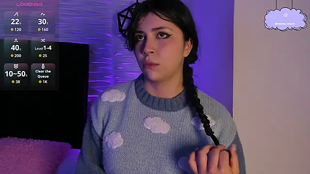 Snapshot of Melody_Black_ chatting on 11.05.25 Melody Black online show from 11.05.25