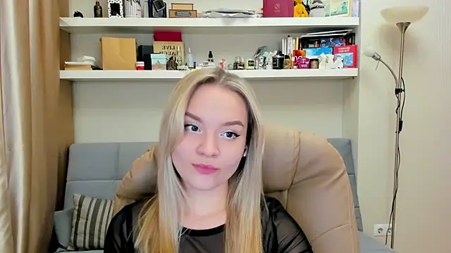 Kara Smith  online show from 02.22.25