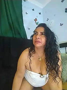 AlexaNovoa  online show from 06.05.26