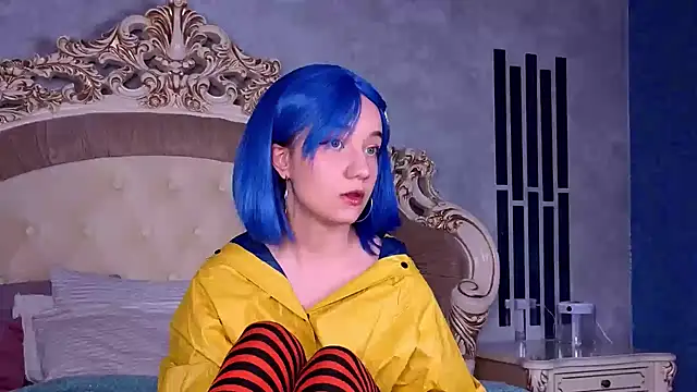 Gia Riccardo online show from 10.31.25