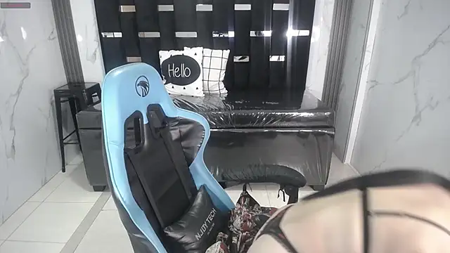 valeria a1 online show from 10.27.25