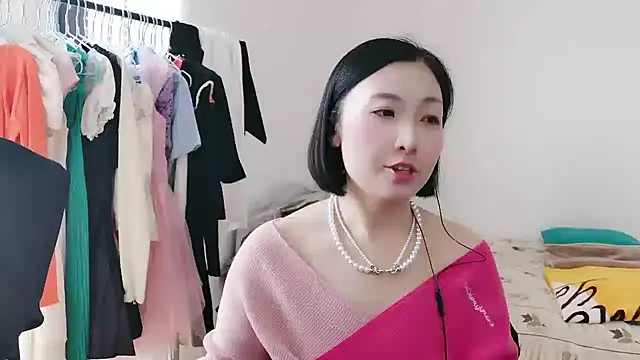 Rachel-6600 online show from 11.17.25