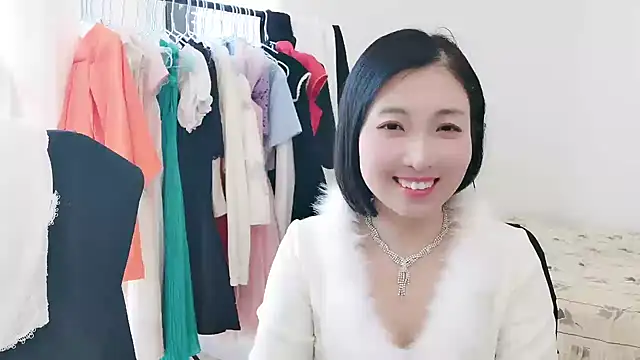 Rachel-6600 online show from 12.04.25