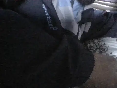 Snapshot of test7209 chatting on 11.01.25 test7209 online show from 11.01.25