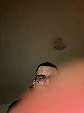 Snapshot of marco199077 chatting on 02.27.26 marco199077 online show from 02.27.26