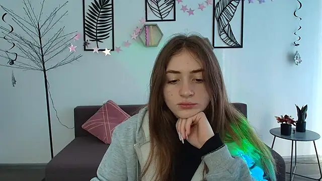 LilyHaart online show from 03.20.25