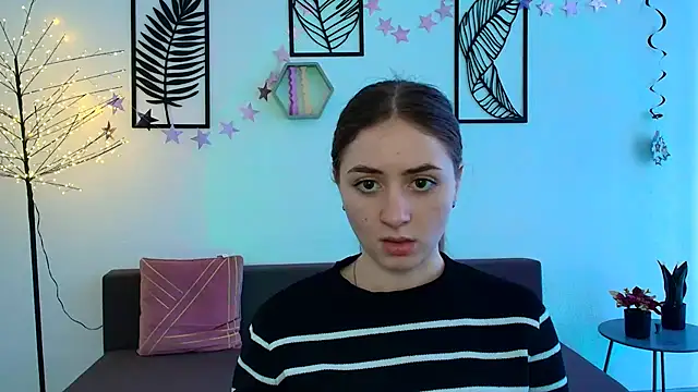 LilyHaart online show from 03.22.25