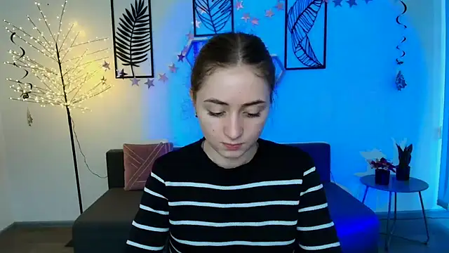 LilyHaart online show from 03.22.25