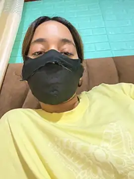 Snapshot of lustyindiancouple chatting on 09.11.25 lustyindiancouple online show from 09.11.25