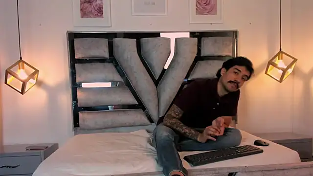 valery and Dani  online show from 03.13.25