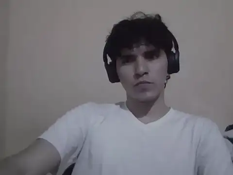 Snapshot of Visculi chatting on 12.16.25 Visculi online show from 12.16.25