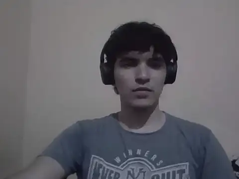 Snapshot of Visculi chatting on 12.17.25 Visculi online show from 12.17.25