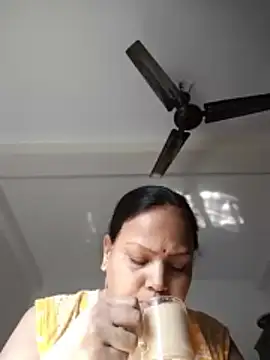 Arohi35 online show from 02.05.26