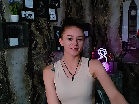 Snapshot of LanaTey chatting on 09.24.25 LanaTey online show from 09.24.25