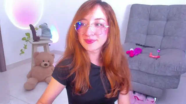 Snapshot of catalina_uwu chatting on 04.02.26 catalina uwu online show from 04.02.26