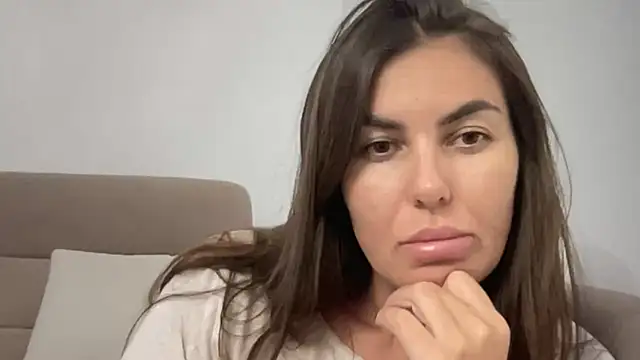 AngelinaMeov online show from 10.06.25