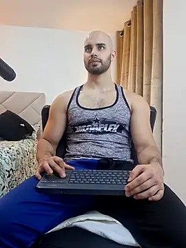 Snapshot of Chris_Alzate chatting on 03.14.25 Chris Alzate online show from 03.14.25