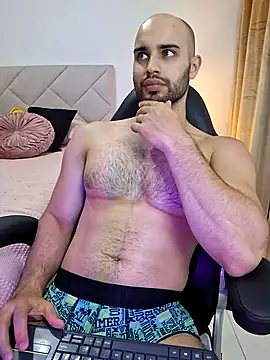 Snapshot of Chris_Alzate chatting on 03.17.25 Chris Alzate online show from 03.17.25