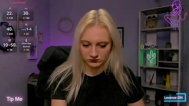 Snapshot of madam_uliis chatting on 03.20.25 madam uliis online show from 03.20.25