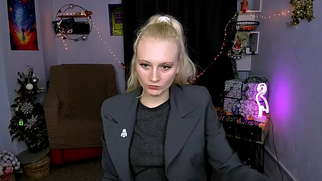 Snapshot of madam_uliis chatting on 01.06.26 madam uliis online show from 01.06.26