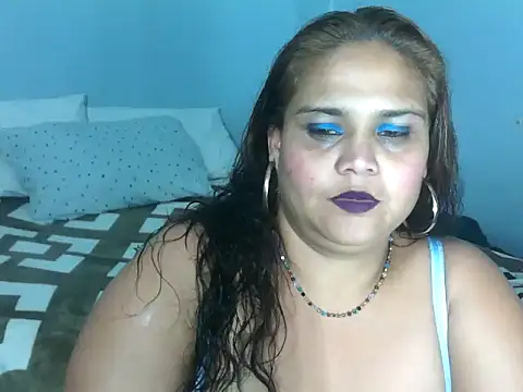 clover cams1874 online show from 09.13.25