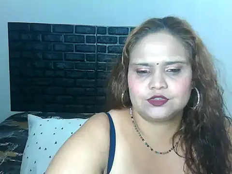 clover cams1874 online show from 11.28.25