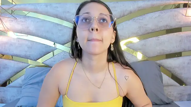 Sofiia Rossee  online show from 10.31.25