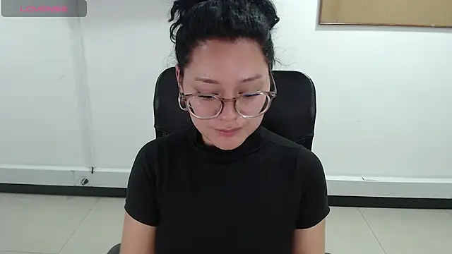 Snapshot of jenn_cg chatting on 03.16.26 jenn cg online show from 03.16.26