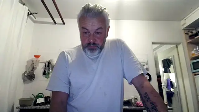 Berg Boy online show from 11.05.25