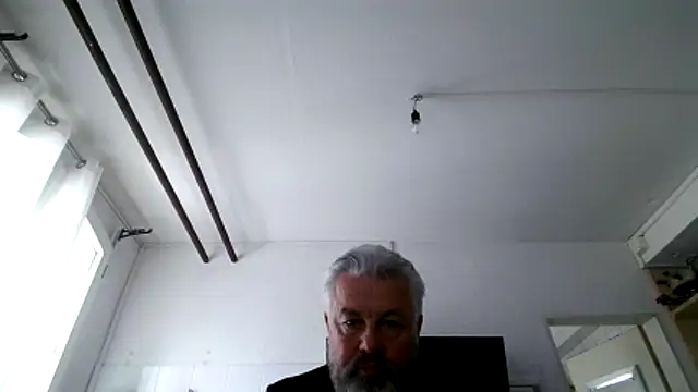 Snapshot of Berg_Boy chatting on 02.18.26 Berg Boy online show from 02.18.26